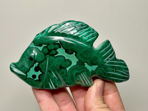 Malachite fish carving hand - fish,