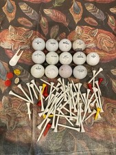 Golf ball bundle and tees