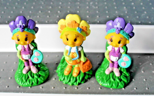 Fifi and the flower - tots, 3