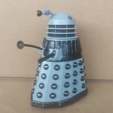 DOCTOR WHO  ACTION FIGURE-