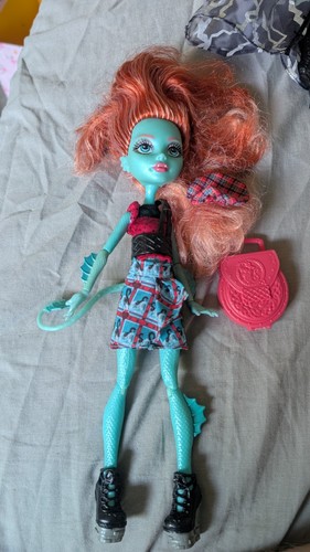 Monster high lorna mcnessie - lorna,