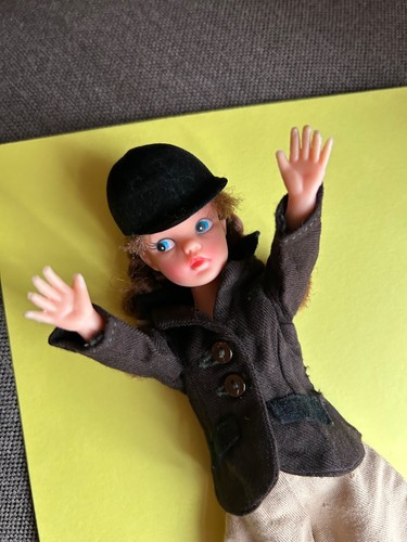 Vintage 1960s sindy - vintage,