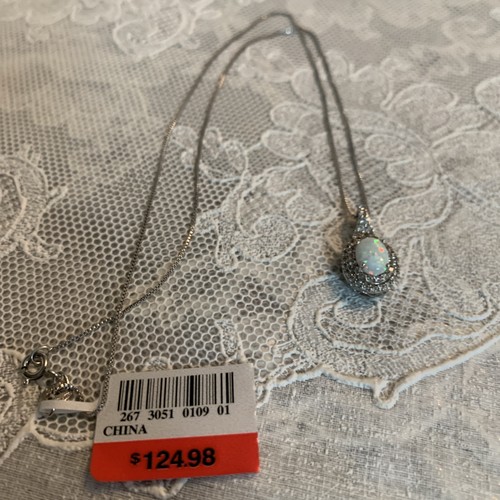 New opal white sapphire - new, lab