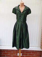 JESSICA HOWARD GREEN SATIN NEW