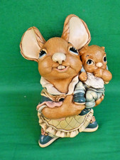 Medium sized Mother and Baby rabbit figure from the Pendelfin collection
