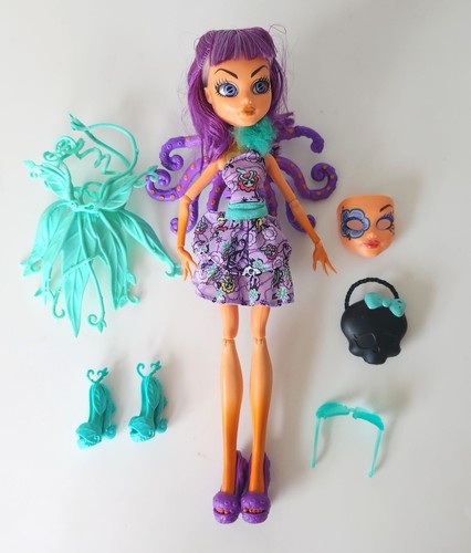 Monster high doll - high,