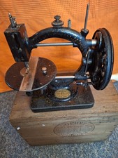 Rare Antique Lock Stitch Hand Sewing Machine The Little Wanzer 1870s with Case
