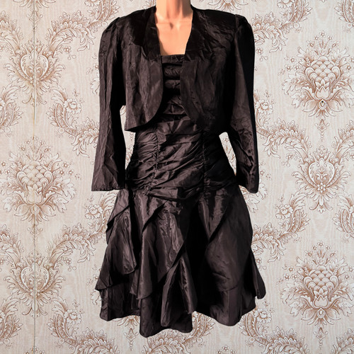Vintage 80s whimsigoth - vintage, black