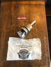 Harley-Davidson push in twist