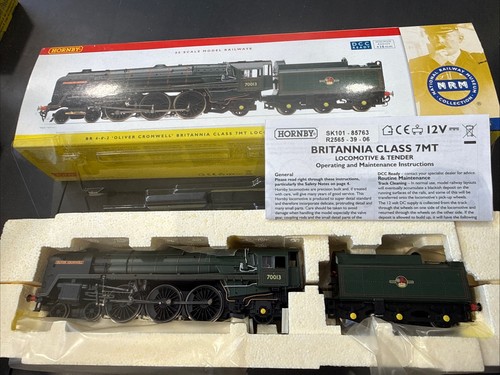Hornby r2565 britannia 70013 - britannia,