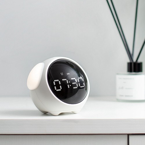 White expression clock cute - white,