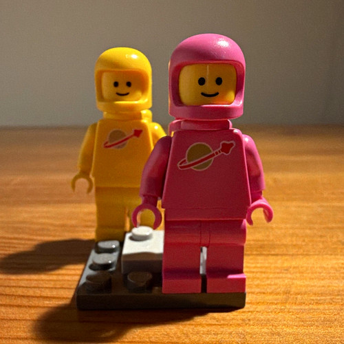 Lego classic space astronaut - lego,