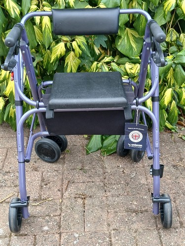 New walking aid - with, seat.-
