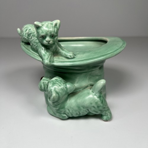 Vintage sylvac green cat on - -,