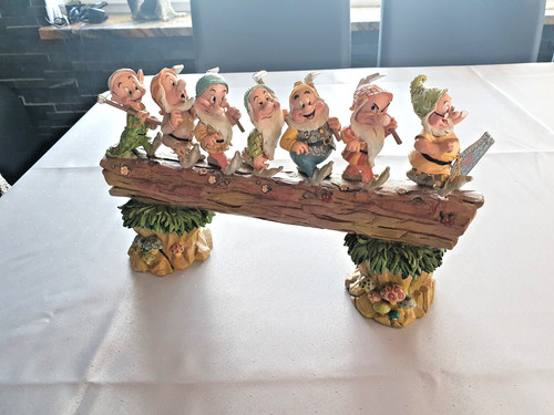 Disney traditions showcase - traditions,