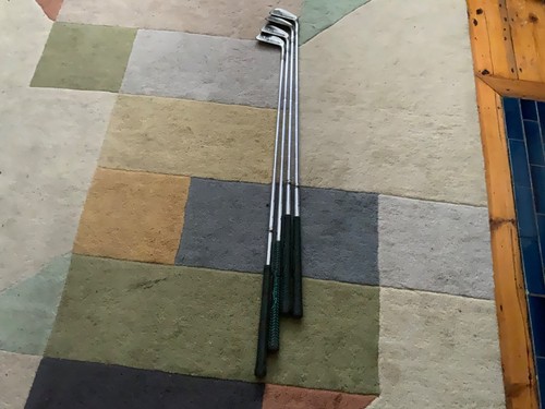Pre owned set geometrik - of,