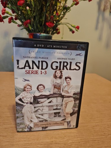 Land girls import discs like - girls,