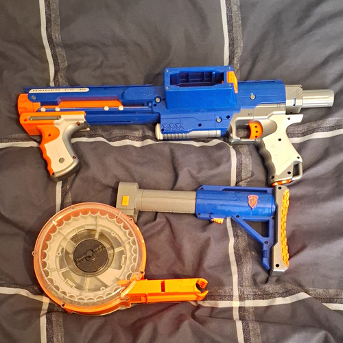 Nerf strike raider 35 - nerf,