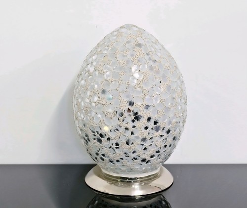 White flower mosaic glass tile - white,