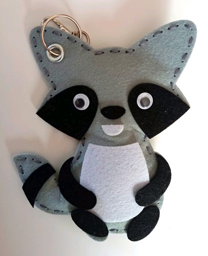 Grey felt raccoon - grey,
