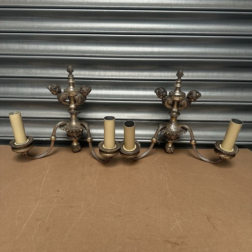 Silvered brass wall - brass?,