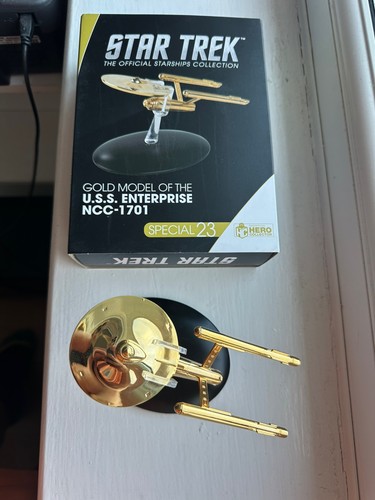 Star trek official starships - official,