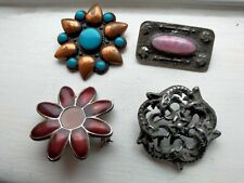 FOUR VINTAGE BROOCHES MIRACLE