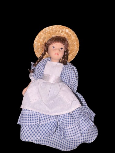 Porcelain doll not - porcelain, haunted