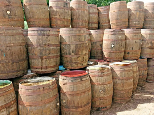 Authentic gallon oak whisky - 40,