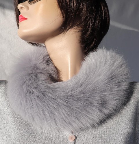 Fur scarf shadow fox - shadow, loop