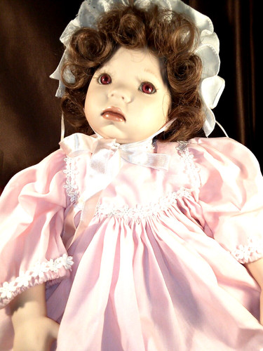 Porcelain doll flossie 810 - "flossie", (810