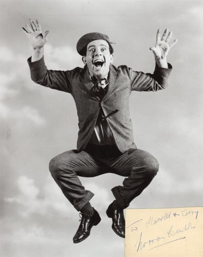 Norman wisdom signed card - wisdom-,