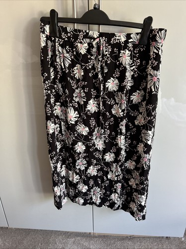 Marks and spencer floral - marks,