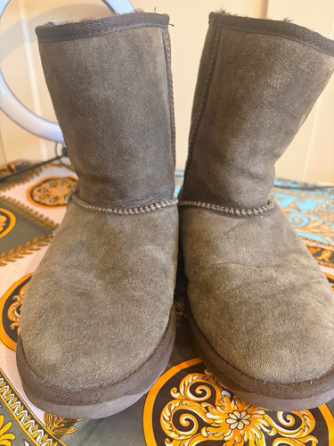 Emu australia women - emu,