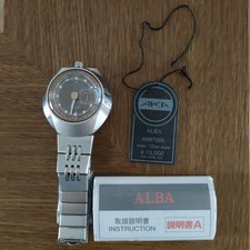 Vintage 90s Seiko Alba AKA