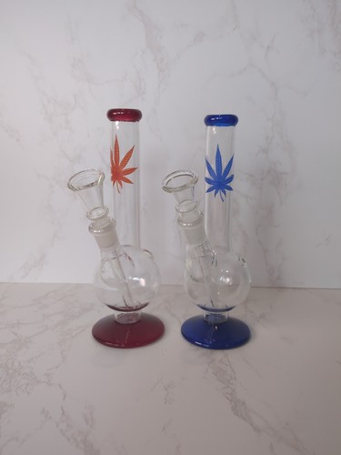 Glass bong smoking water - , pipe