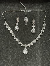 Elegant silver sparkling set - elegant,