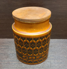 Hornsea Pottery Heirloom Biscuit Barrel Ginger jar Wooden Lid 16cm