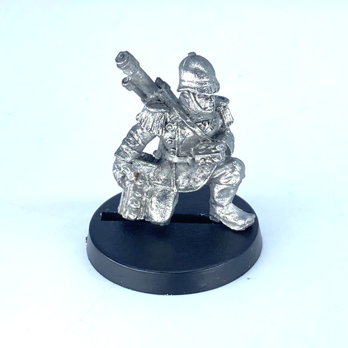 Praetorian guard weapons - guard, crew-