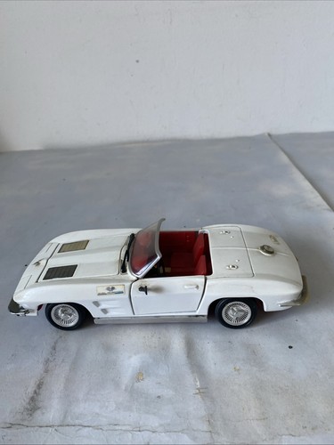 Revell corvette stingray - 1/24,