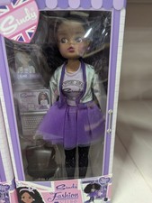Sindy Fashion Store Doll