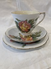 Roslyn Fine Bone China Trio