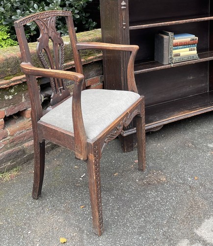 Carved oak antique elbow - elbow, chair