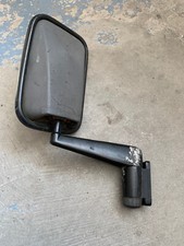 2005 Land Rover Defender Door Side Mirror Needs Some TLC. SEE DESCRIPTION