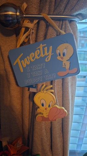 Looney tunes tweety pie wall - looney, pie'