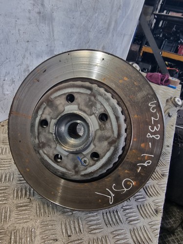 Mercedes e220 coupe - coupe, wheel