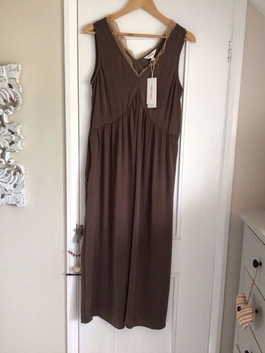 Marks and spencer per una - and,
