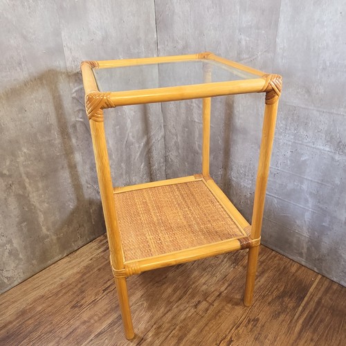 Square tier glass - tier, top