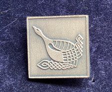 ST JUSTIN STYLE CORNISH CELTIC GOOSE PEWTER SQUARE PIN BADGE