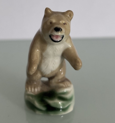 Wades whimsies ceramic - whimsies, bear